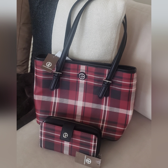 🤗Giani Bernini:Saffiano Plaid Tote and Wallet Set. A Macy's Exclusive - Picture 2 of 9